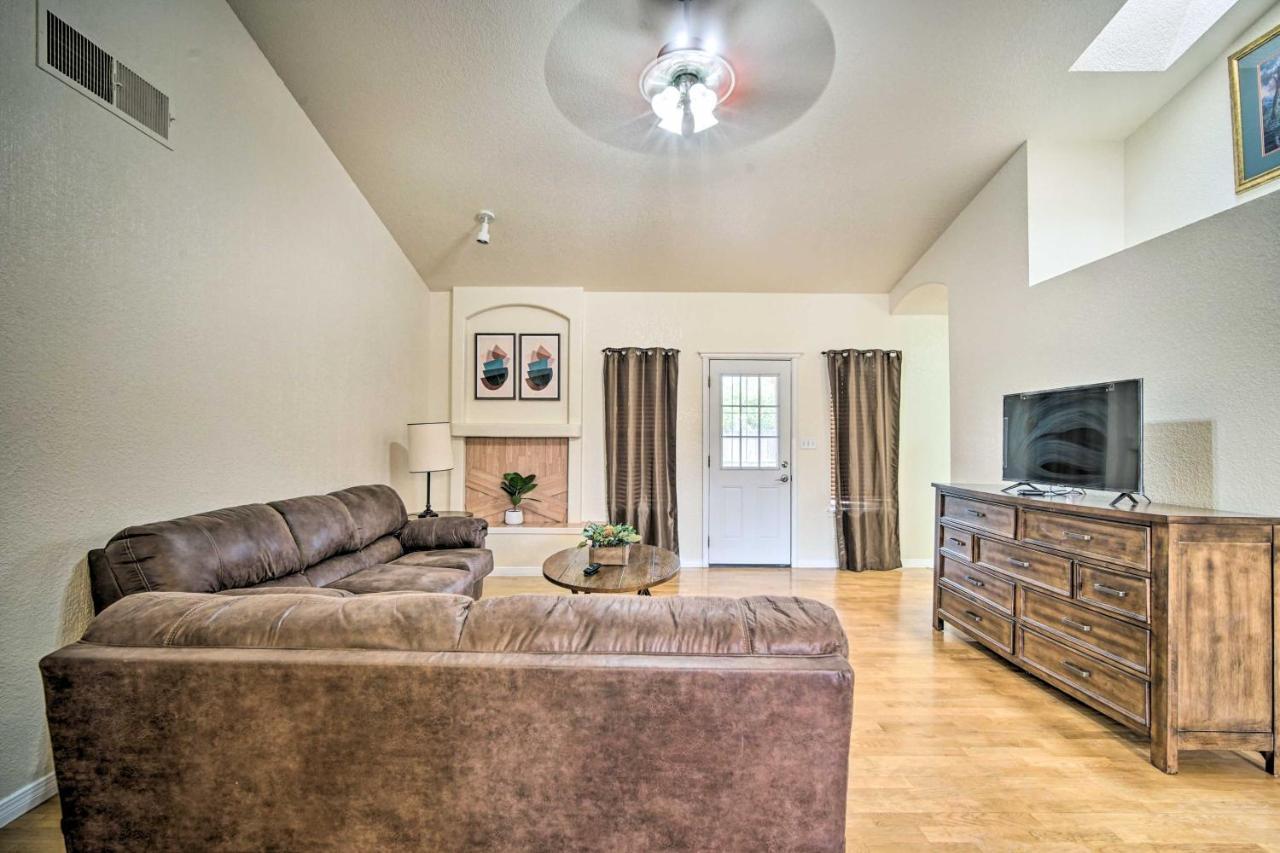 Convenient Las Cruces Home With Patio And Grill! Eksteriør billede